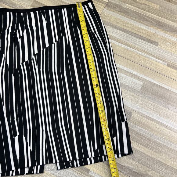 H&M Women's Mini Skirt Black White Size 4 - JN308 - Picture 5 of 6